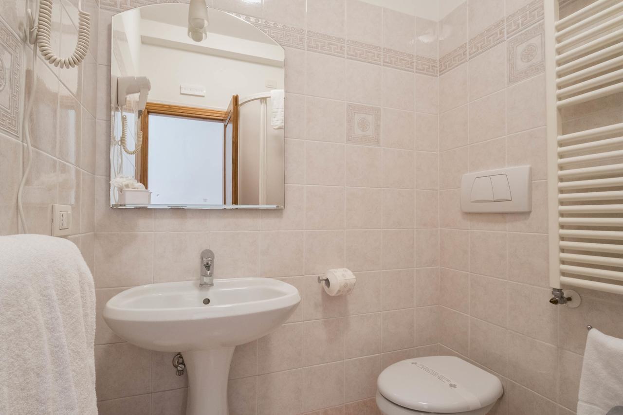 Hotel Casa Betania Casa Per Ferie à Florence Extérieur photo